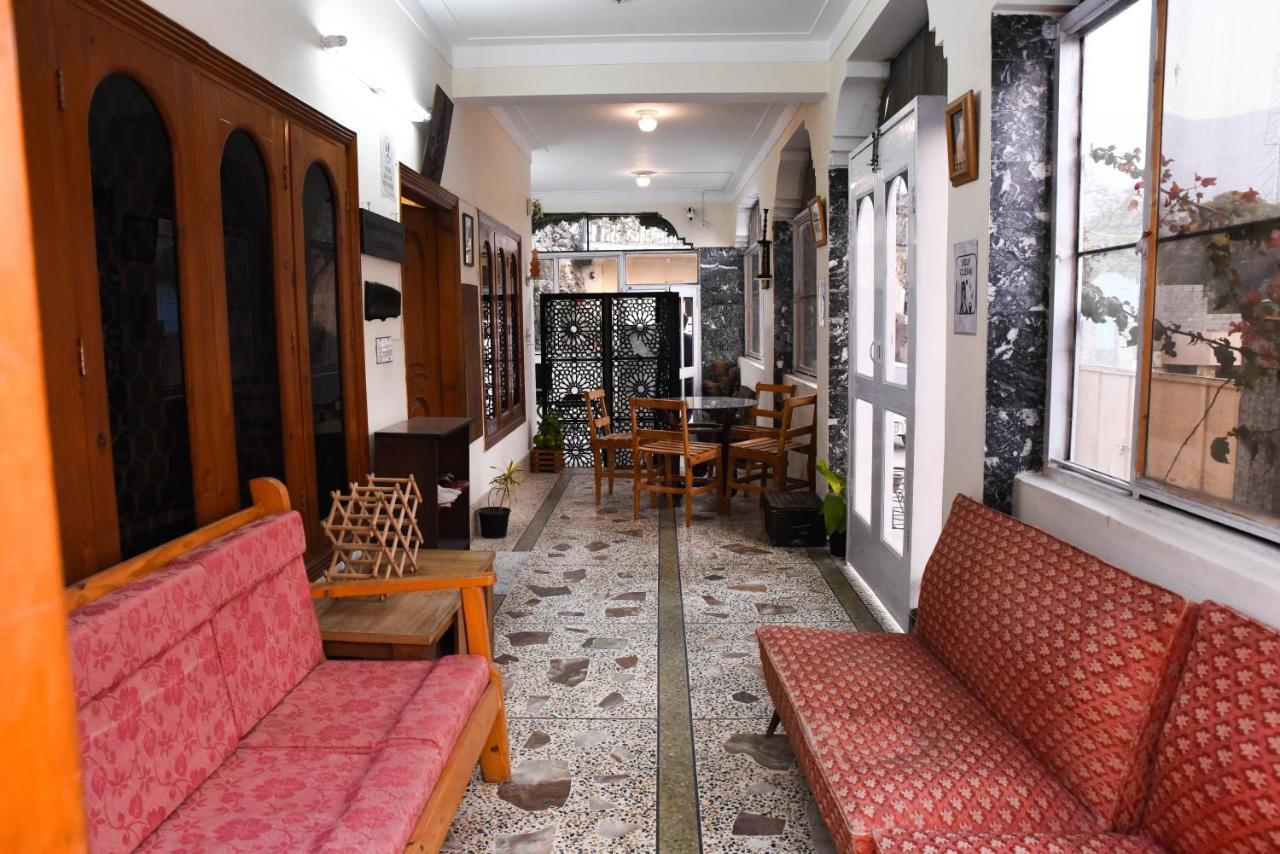 Republika Central Mansehra Exterior photo