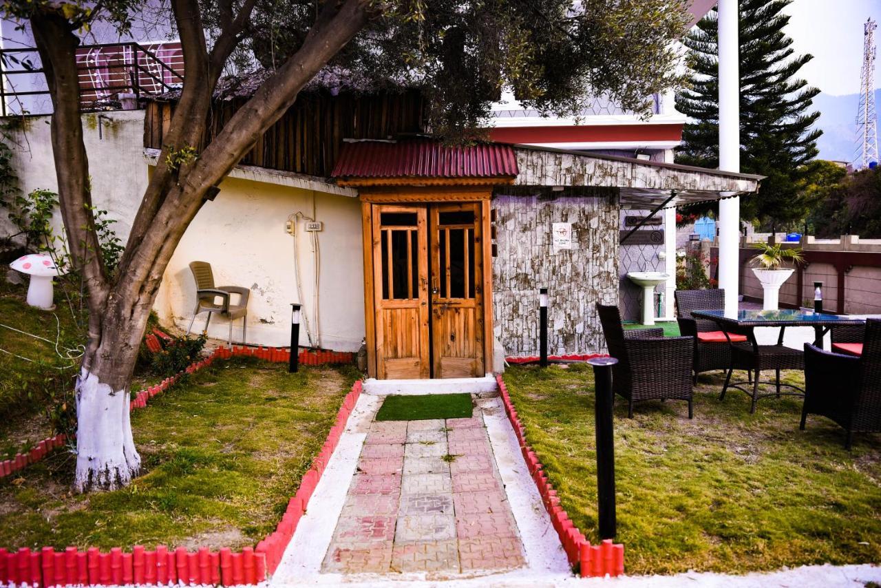 Republika Central Mansehra Exterior photo