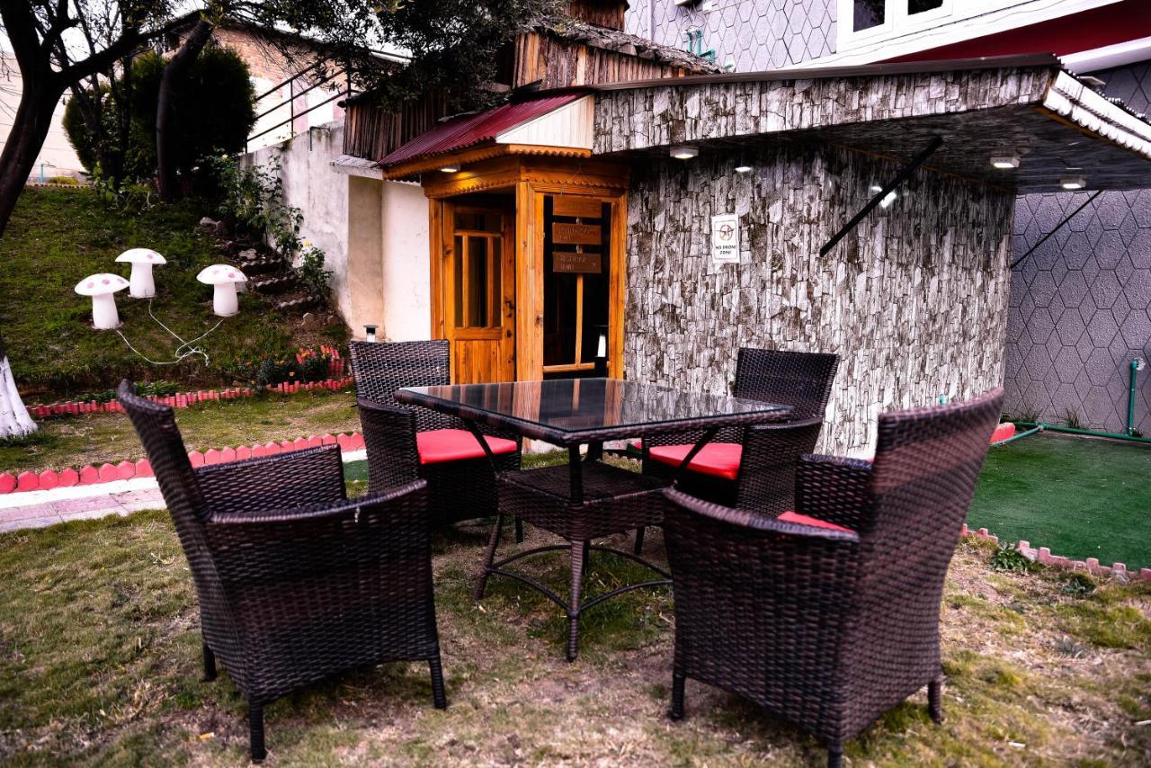 Republika Central Mansehra Exterior photo